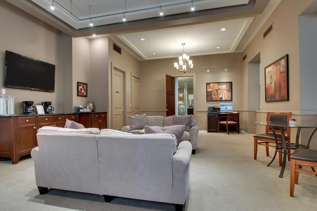 Dewitt Hotel And Suites Chicago Zewnętrze zdjęcie
